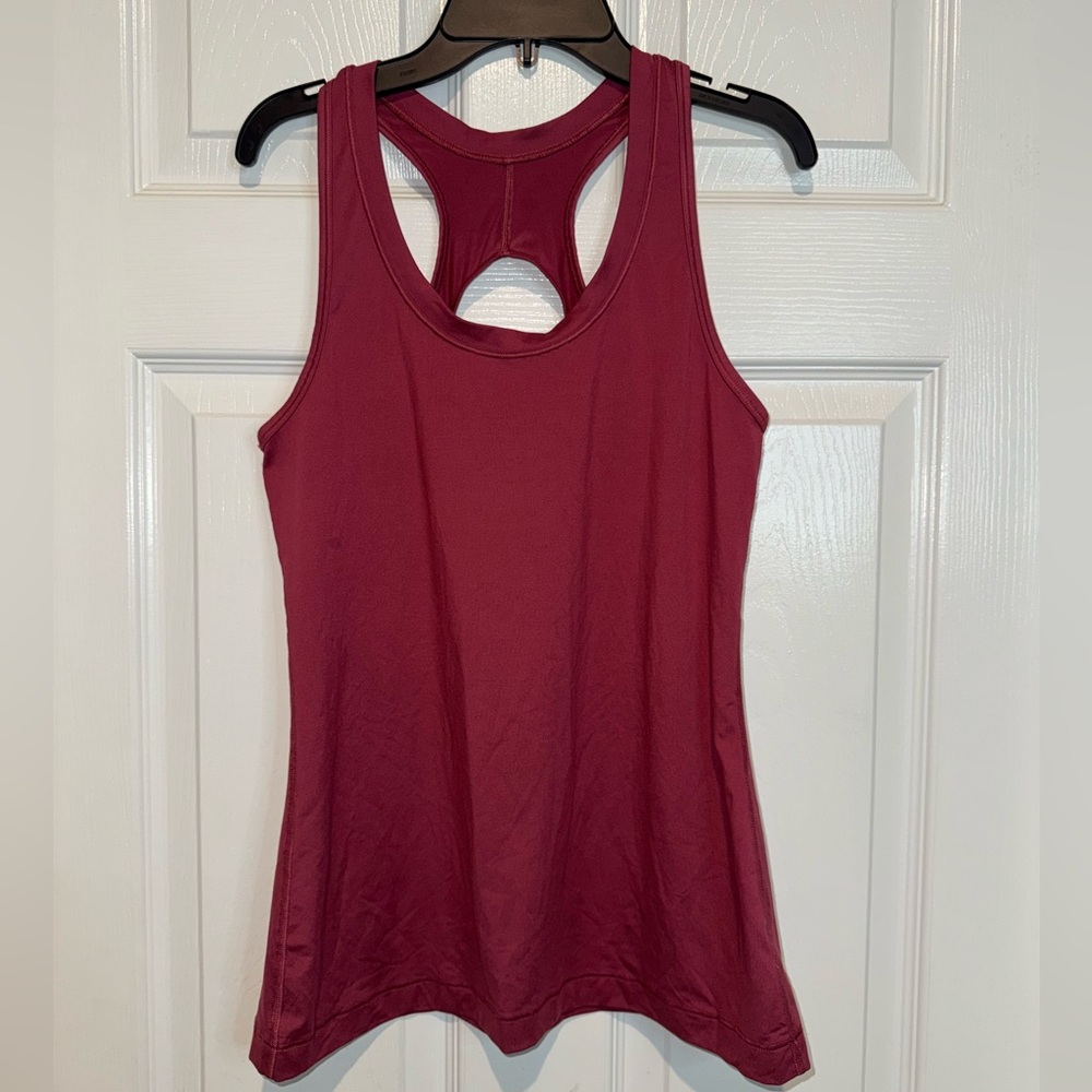 Athleta Maroon Fitted Cut Out Tank Top. Size S
